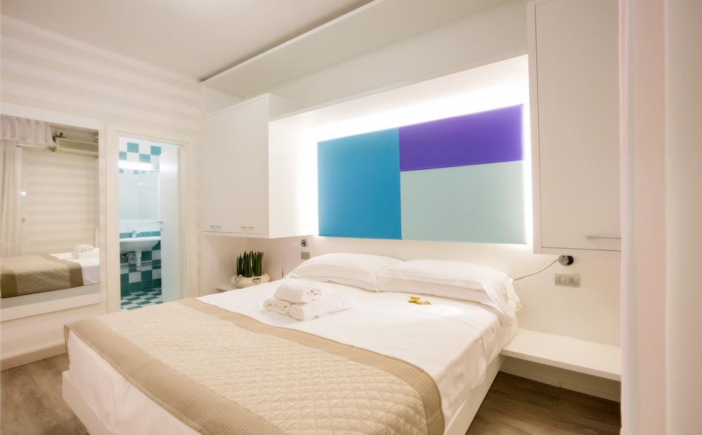 Hotel Helen Каорле Екстер'єр фото